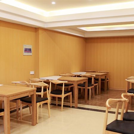 Greentree Inn Xinjiang Fukang Fukang Business Hotel Changji Exterior photo