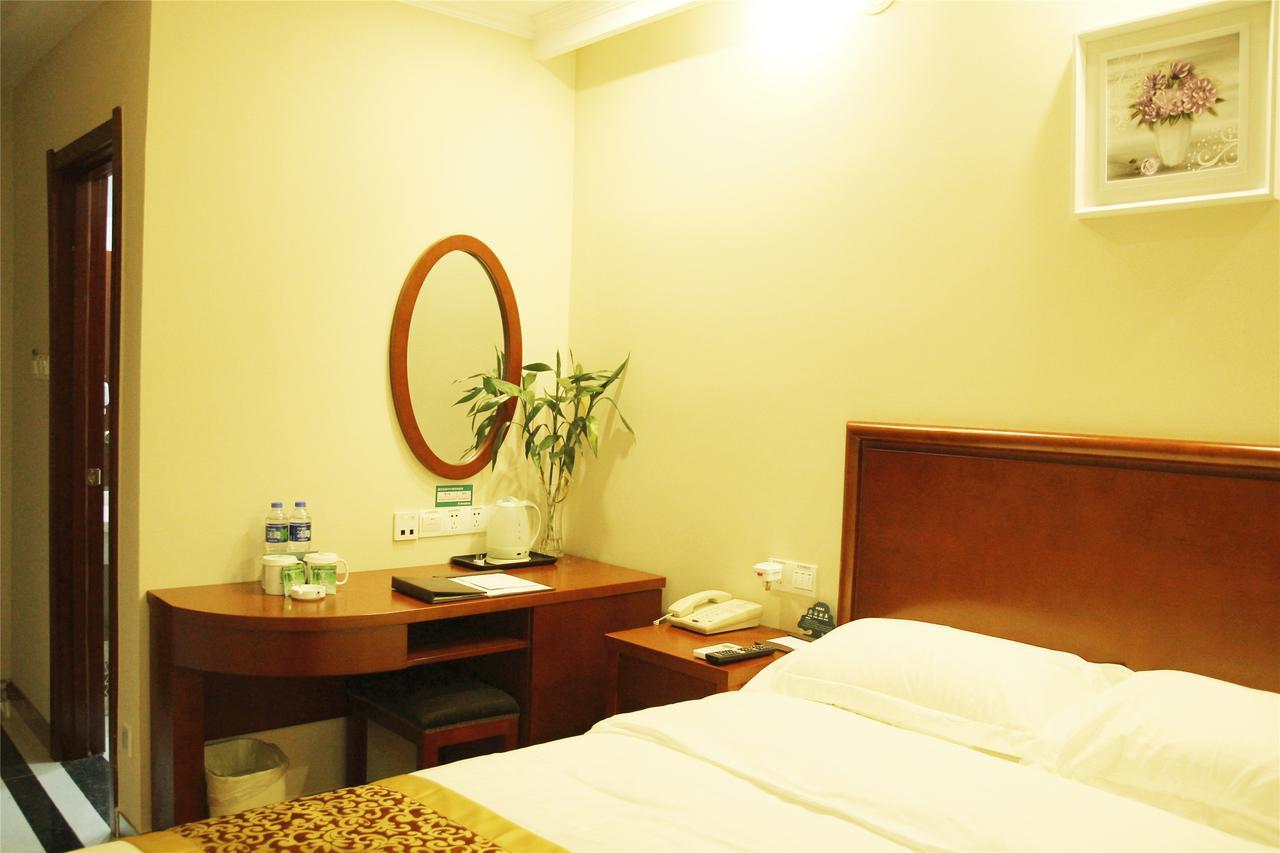 Greentree Inn Xinjiang Fukang Fukang Business Hotel Changji Exterior photo