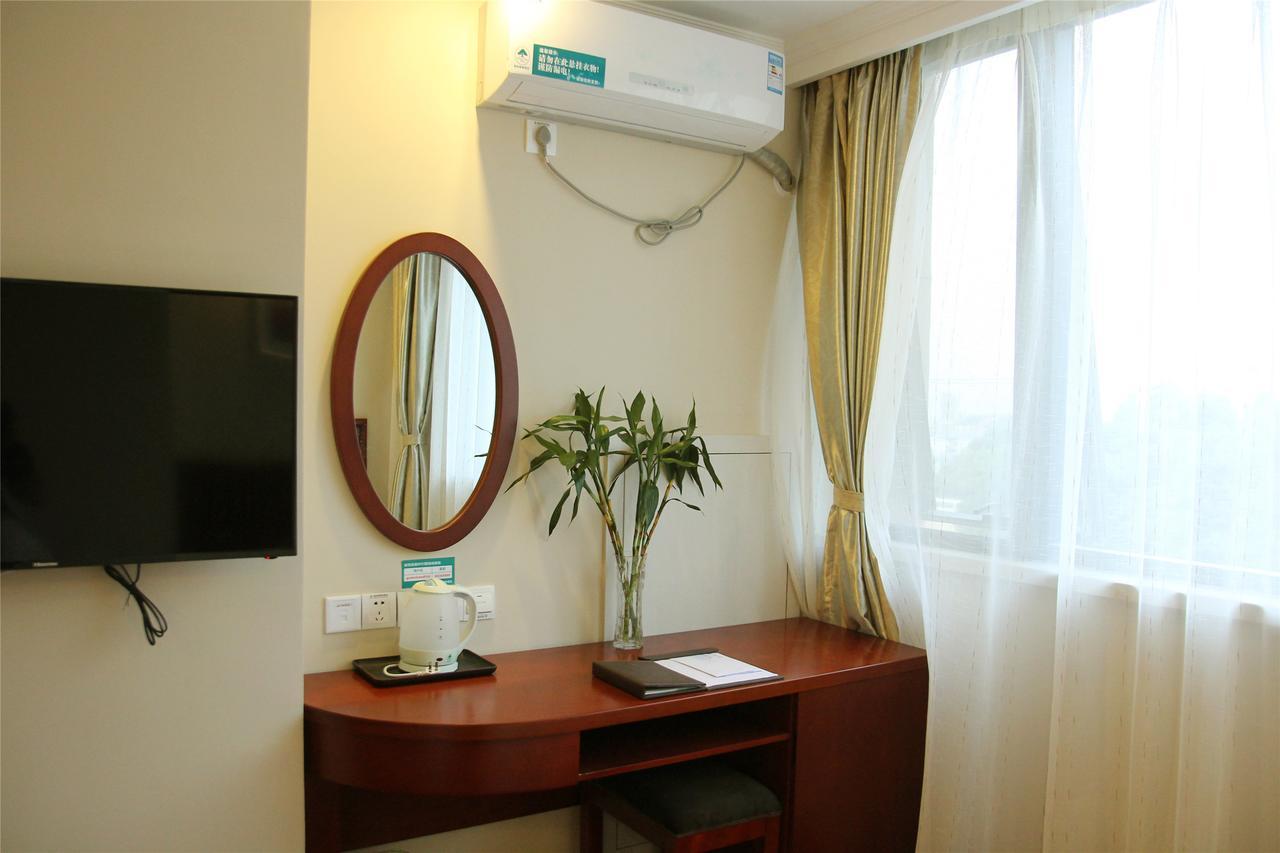 Greentree Inn Xinjiang Fukang Fukang Business Hotel Changji Exterior photo