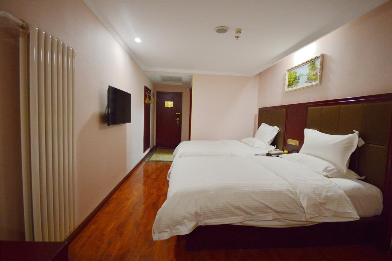 Greentree Inn Xinjiang Fukang Fukang Business Hotel Changji Exterior photo