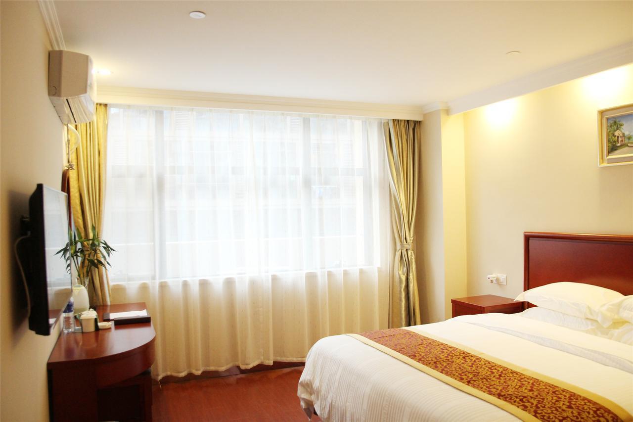 Greentree Inn Xinjiang Fukang Fukang Business Hotel Changji Exterior photo