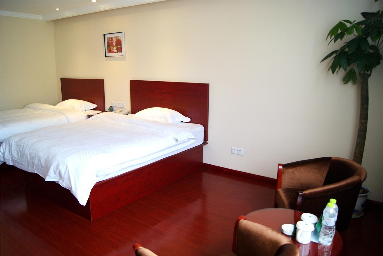 Greentree Inn Xinjiang Fukang Fukang Business Hotel Changji Exterior photo